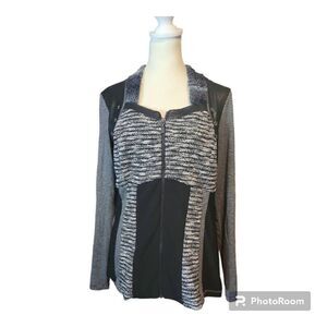Faux Leather and Fur Zipper Top by Talk of the Walk Women's Size Medium